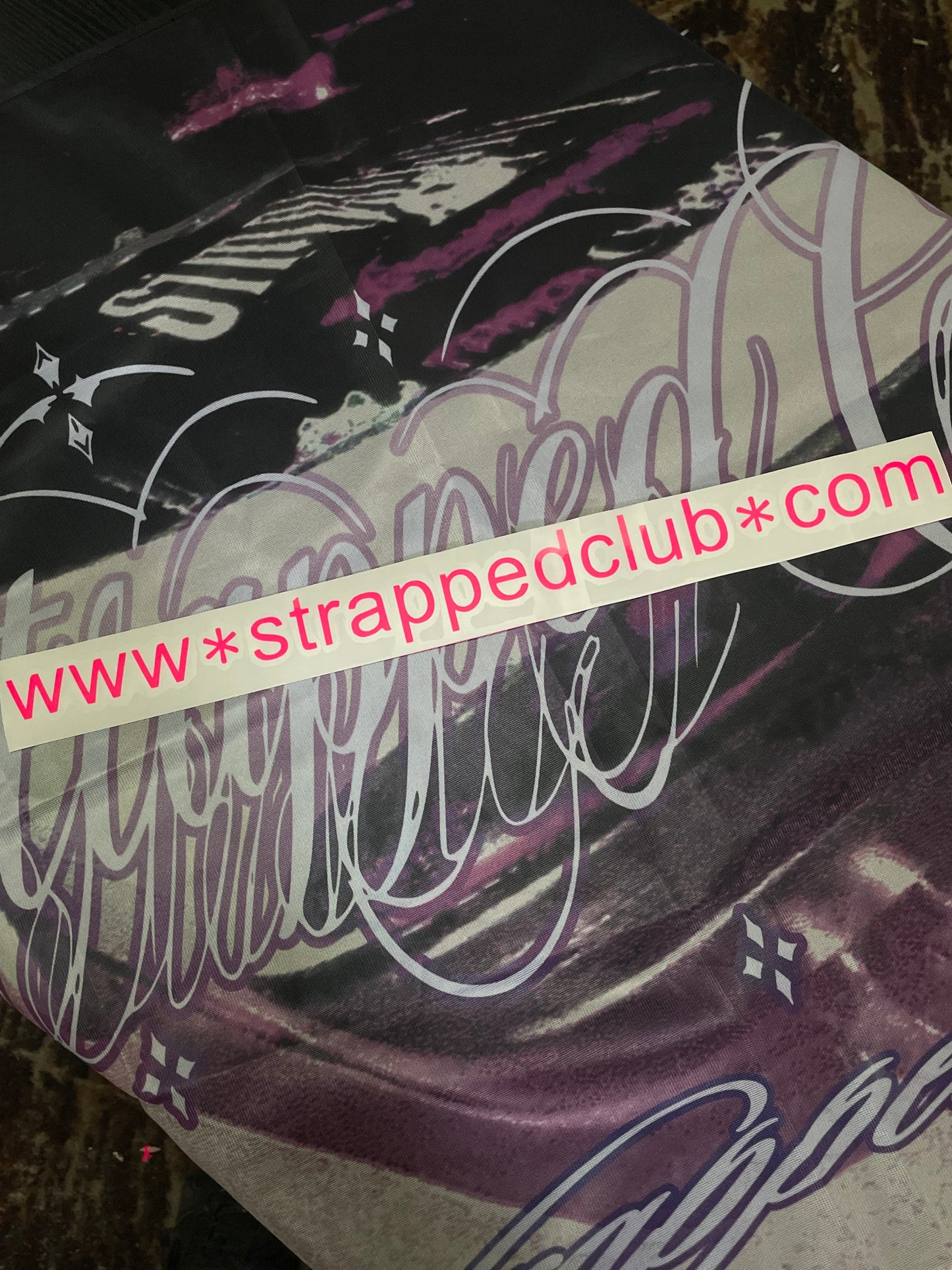 strappedclub*com
